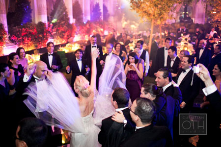 Chris Riven plaza-hotel-ballroom-wedding-dancing